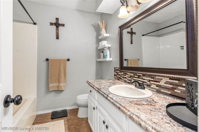 2500 Pine Lane, Barling, AR 72923