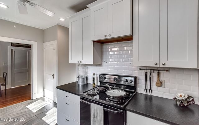 239 Fernwood Drive, Jackson, MS 39206