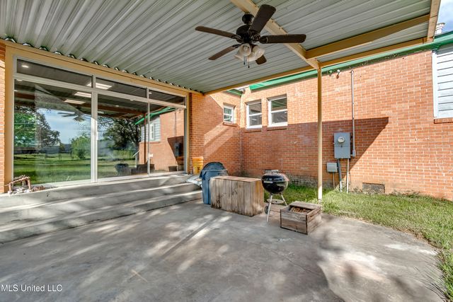 239 Fernwood Drive, Jackson, MS 39206