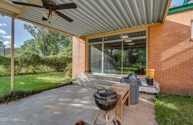 239 Fernwood Drive, Jackson, MS 39206