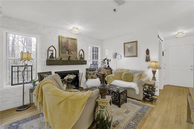 2180 River Heights Court SE, Marietta, GA 30067