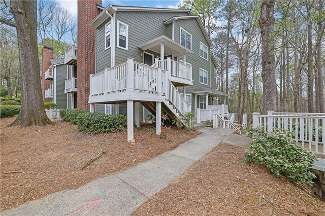 2180 River Heights Court SE, Marietta, GA 30067