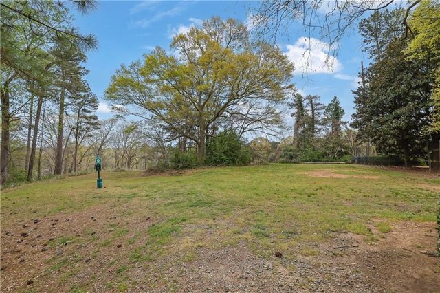 2180 River Heights Court SE, Marietta, GA 30067