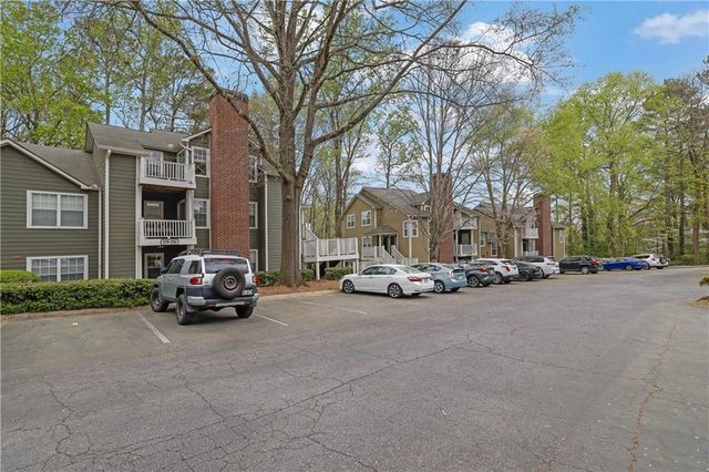 2180 River Heights Court SE, Marietta, GA 30067