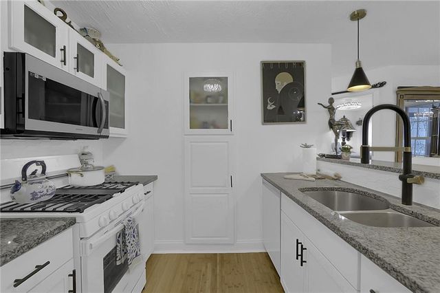 2180 River Heights Court SE, Marietta, GA 30067