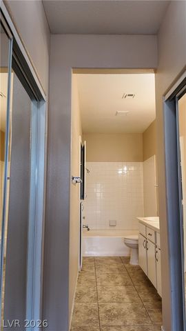 1900 North Torrey Pines Drive 212, Las Vegas, NV 89108