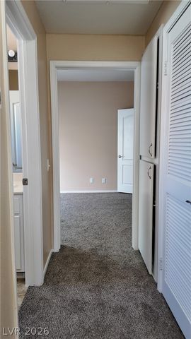 1900 North Torrey Pines Drive 212, Las Vegas, NV 89108