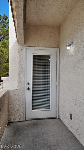 1900 North Torrey Pines Drive 212, Las Vegas, NV 89108