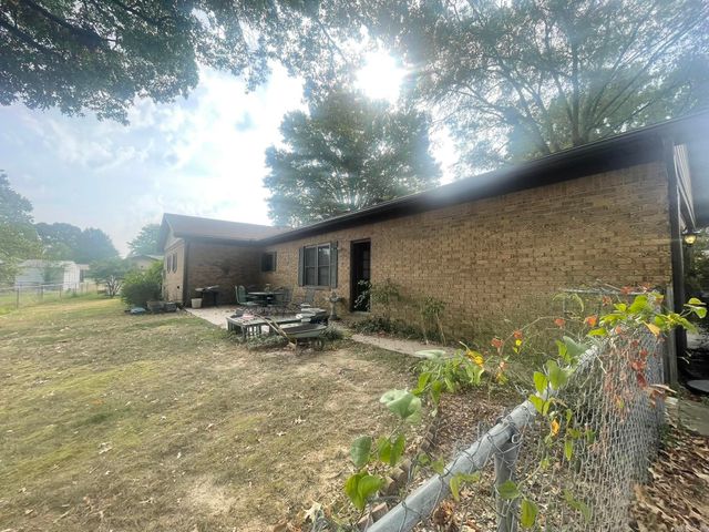 108 Liles Drive, Searcy, AR 72143