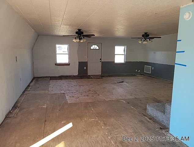 12420 NE Keeney Rd, Elgin, OK 73538