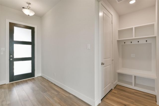 3308 Hidden Mist Drive, Texas City, TX 77568