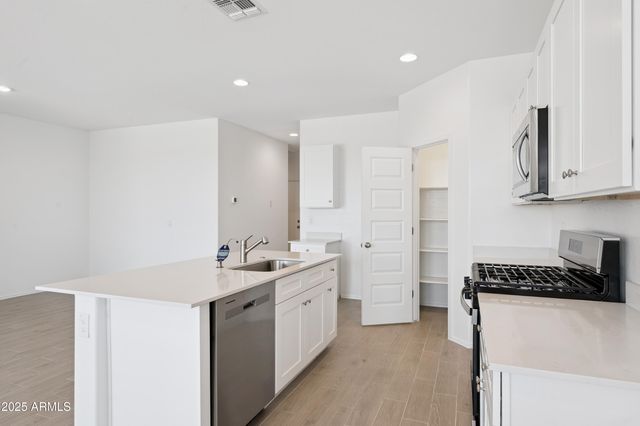 22084 N Dawn View Drive, Maricopa, AZ 85139