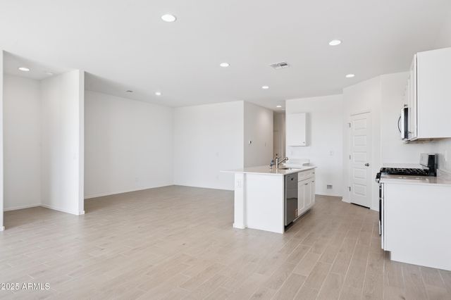 22084 N Dawn View Drive, Maricopa, AZ 85139