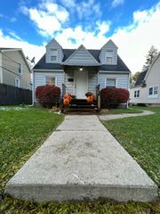 917 Humbolt Street SE, Grand Rapids, MI 49507