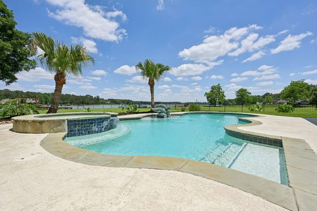 32318 Spinnaker Run, Magnolia, TX 77354