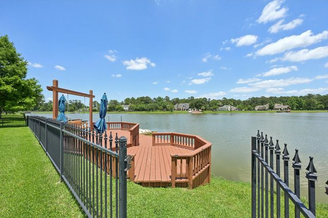 32318 Spinnaker Run, Magnolia, TX 77354