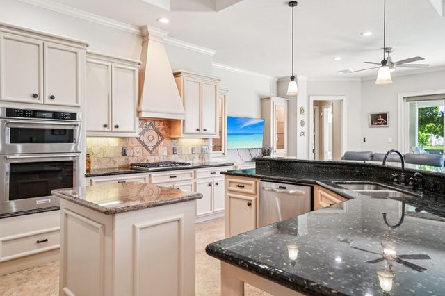 32318 Spinnaker Run, Magnolia, TX 77354