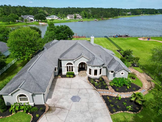 32318 Spinnaker Run, Magnolia, TX 77354