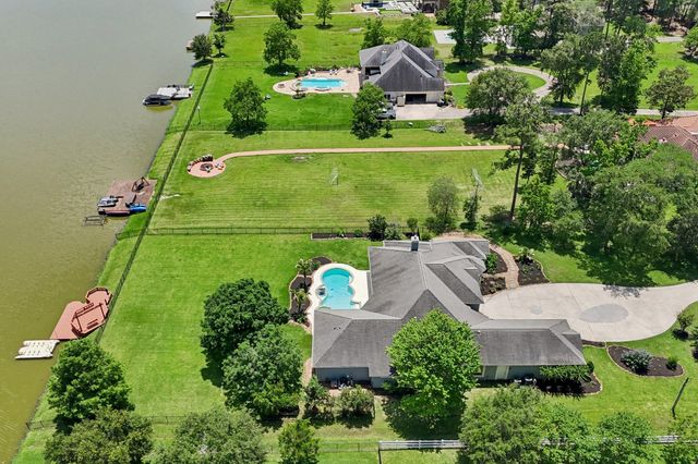 32318 Spinnaker Run, Magnolia, TX 77354
