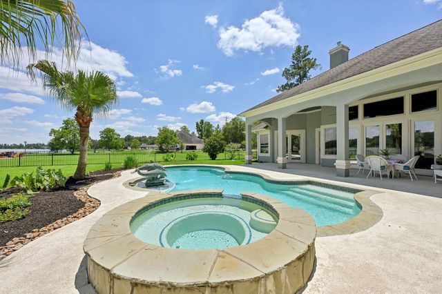 32318 Spinnaker Run, Magnolia, TX 77354