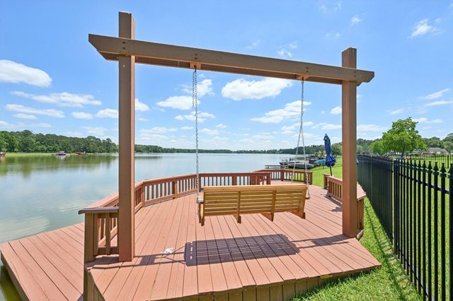 32318 Spinnaker Run, Magnolia, TX 77354