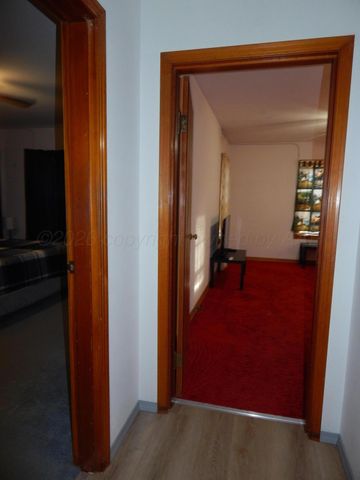 1505 Graham Street, Wellington, TX 79095