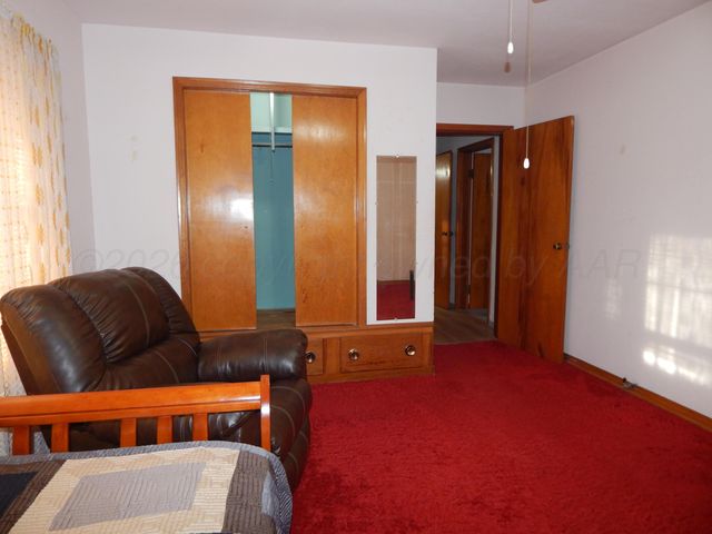 1505 Graham Street, Wellington, TX 79095