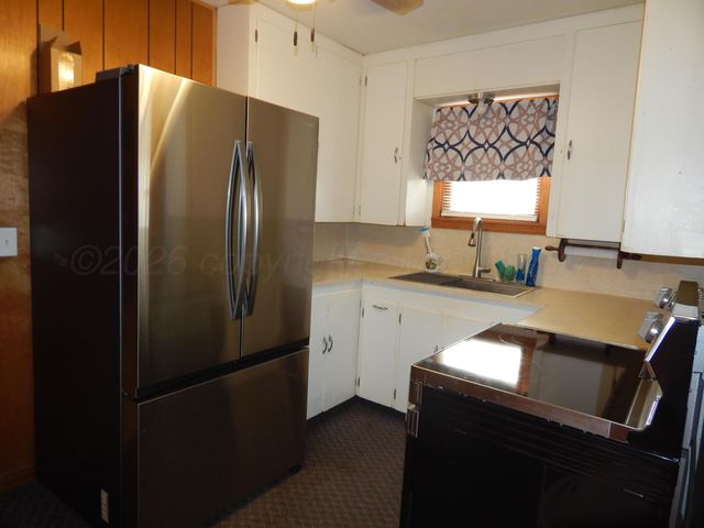 1505 Graham Street, Wellington, TX 79095