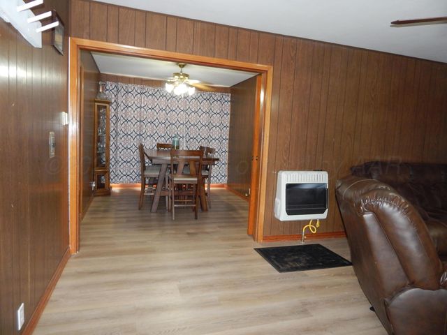 1505 Graham Street, Wellington, TX 79095