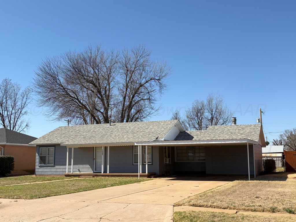1505 Graham Street, Wellington, TX 79095