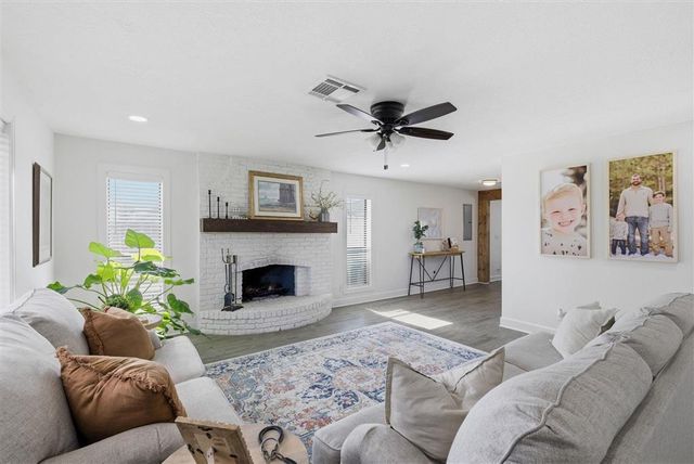 6970 Greathouse Road, Lake Charles, LA 70607