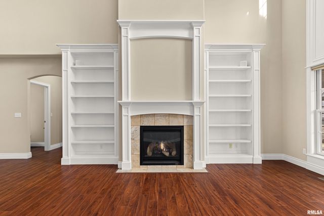 71 SAPPHIRE Point, Morton, IL 61550