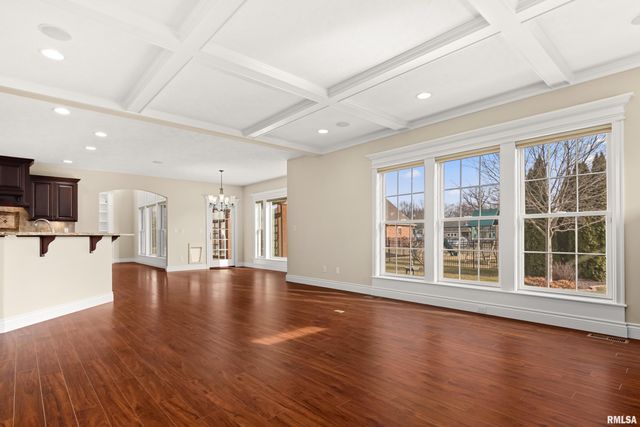 71 SAPPHIRE Point, Morton, IL 61550