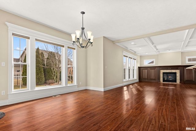 71 SAPPHIRE Point, Morton, IL 61550