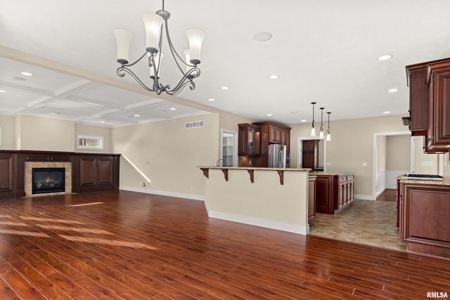 71 SAPPHIRE Point, Morton, IL 61550