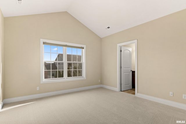 71 SAPPHIRE Point, Morton, IL 61550