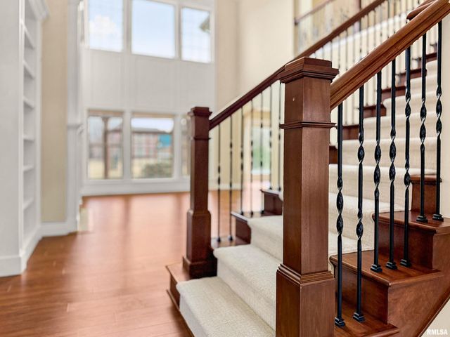 71 SAPPHIRE Point, Morton, IL 61550