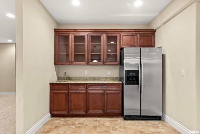 71 SAPPHIRE Point, Morton, IL 61550