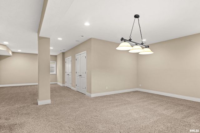 71 SAPPHIRE Point, Morton, IL 61550