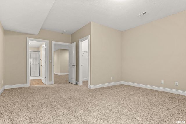 71 SAPPHIRE Point, Morton, IL 61550