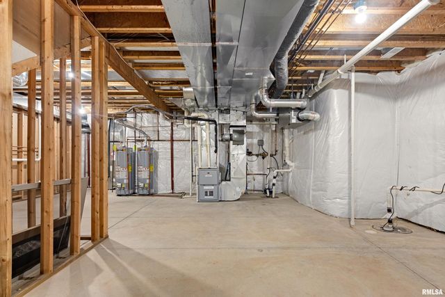 71 SAPPHIRE Point, Morton, IL 61550