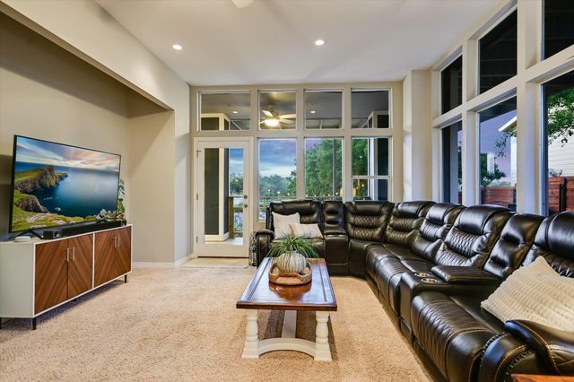22514 Felicia DR, Spicewood, TX 78669