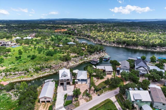 22514 Felicia DR, Spicewood, TX 78669
