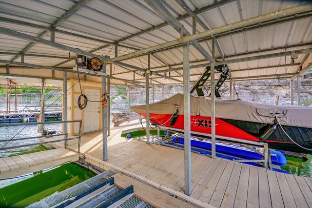 22514 Felicia DR, Spicewood, TX 78669