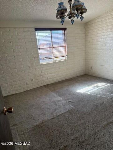 2470 W Las Lomitas, Tucson, AZ 85741