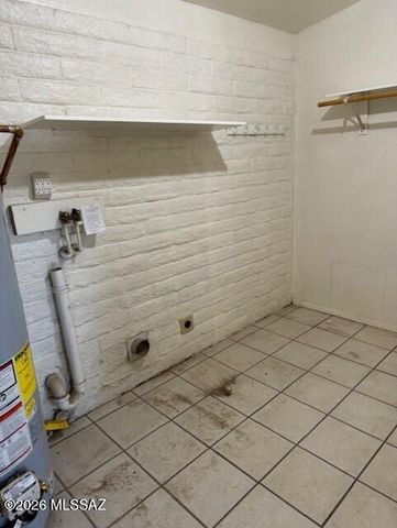 2470 W Las Lomitas, Tucson, AZ 85741