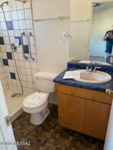 2470 W Las Lomitas, Tucson, AZ 85741