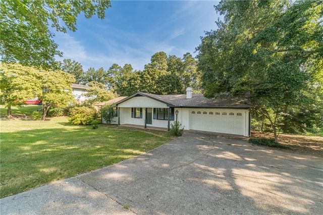 3137 Esther Drive, Gainesville, GA 30504