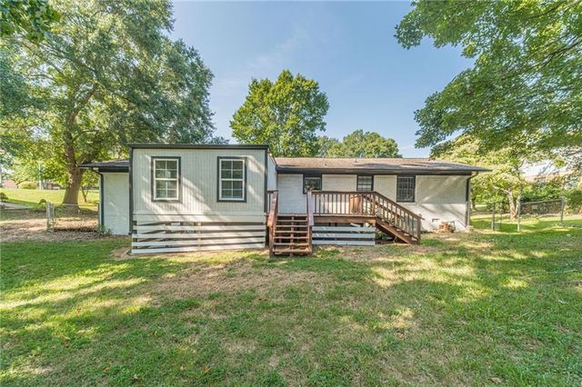 3137 Esther Drive, Gainesville, GA 30504