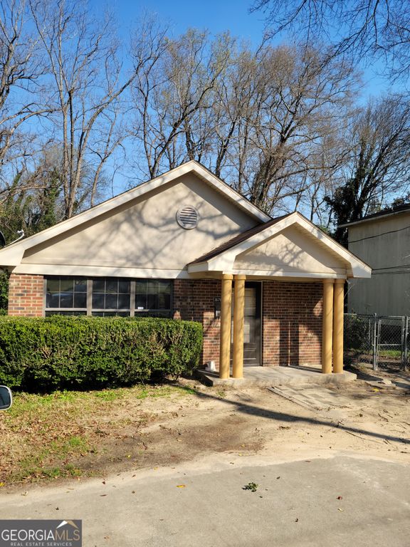 3679 West Napier Avenue, Macon, GA 31204